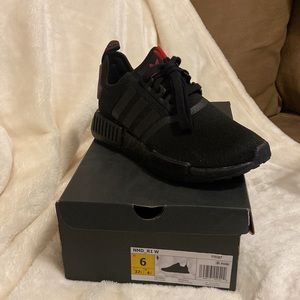 NWT! Black adidas Originals Women's NMD_r1 Sneaker